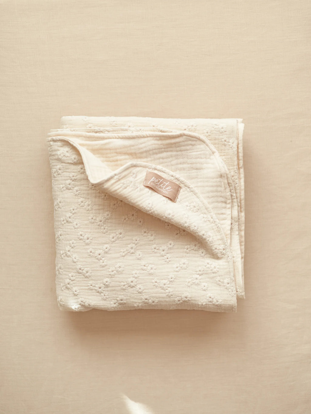 Muslin Baby blanket / Embroidered flowers Ecru: Ecru / Large