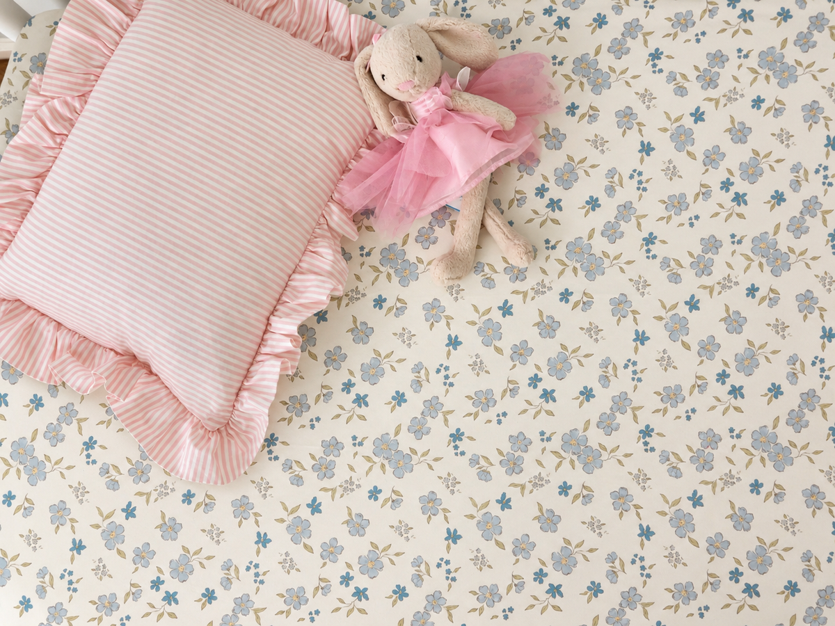 Forget Me Not Floral Cot Sheet